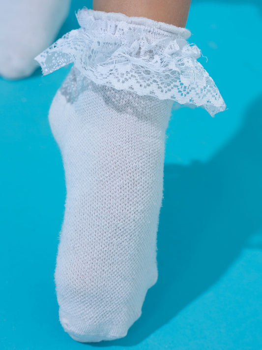 Socks with lace